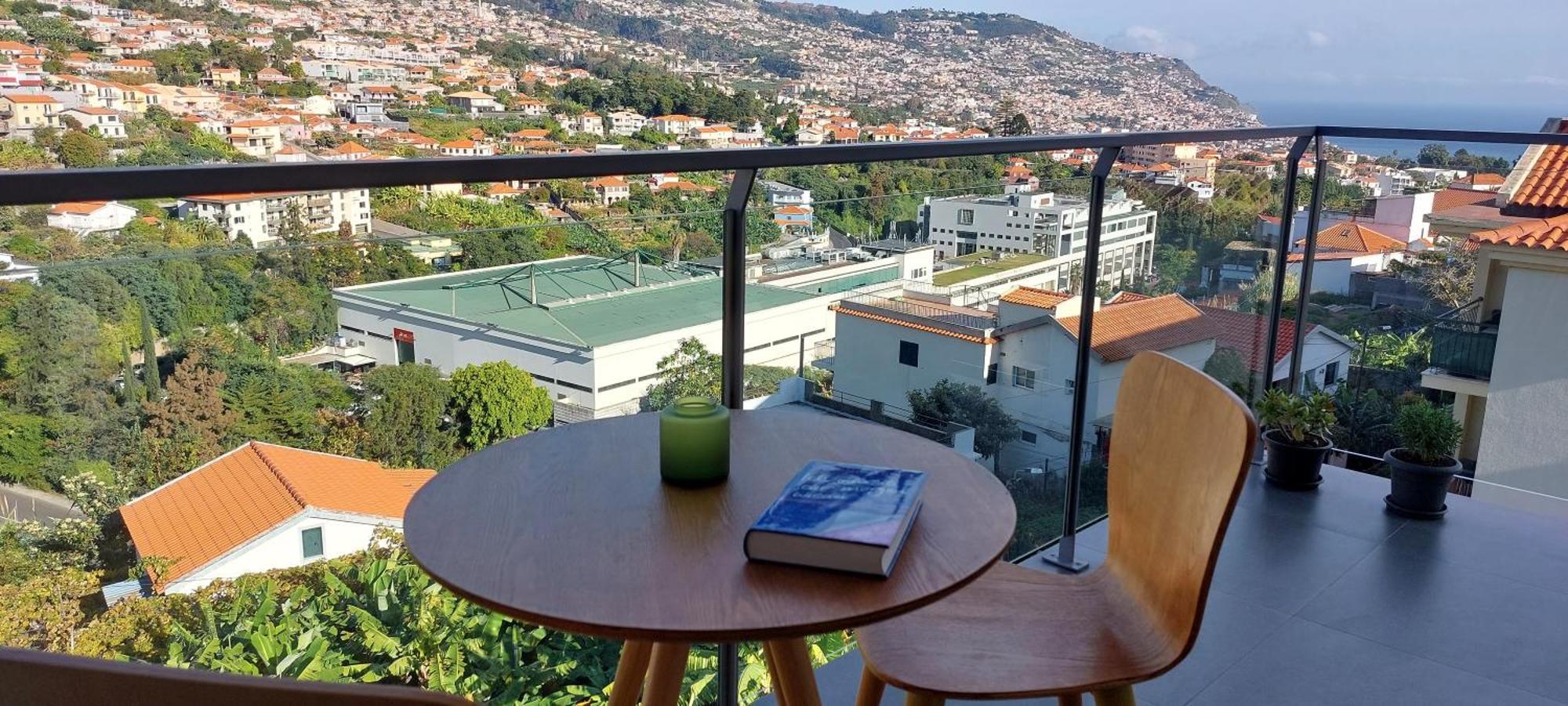 Highrise Madalenas Apartment Φουνκάλ Εξωτερικό φωτογραφία